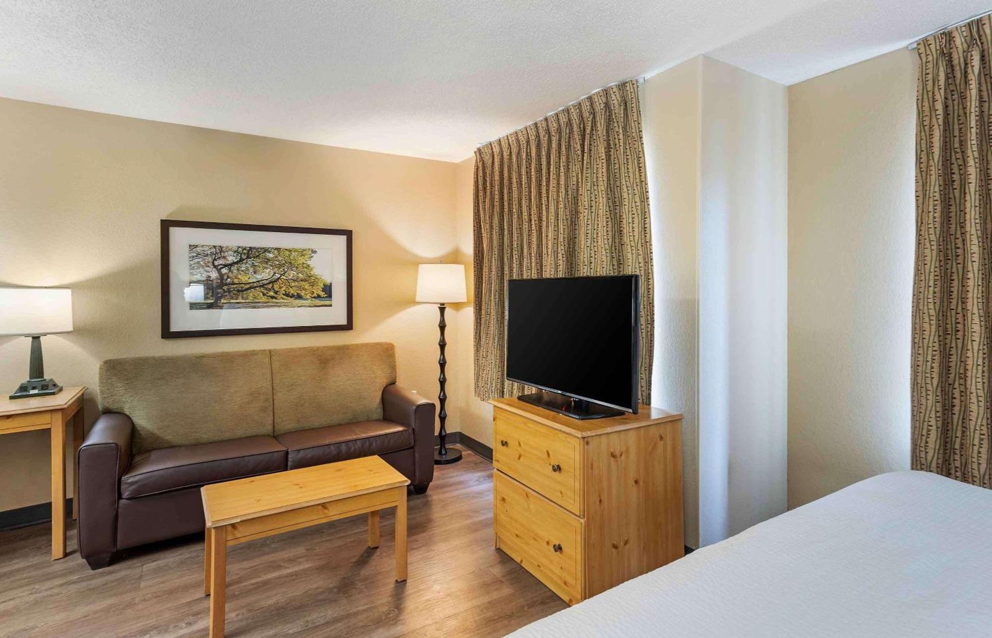 Extended Stay America Suites - Philadelphia - Horsham - Dresher Rd Bagian luar foto