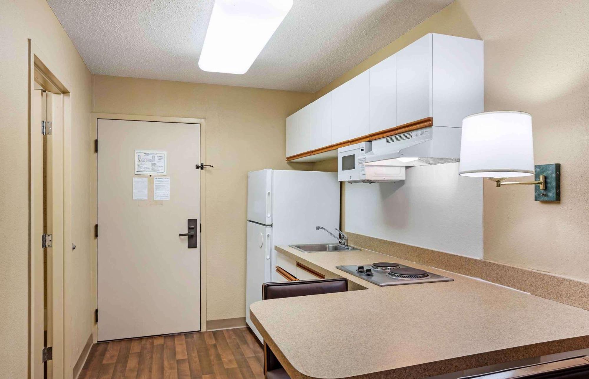 Extended Stay America Suites - Philadelphia - Horsham - Dresher Rd Bagian luar foto