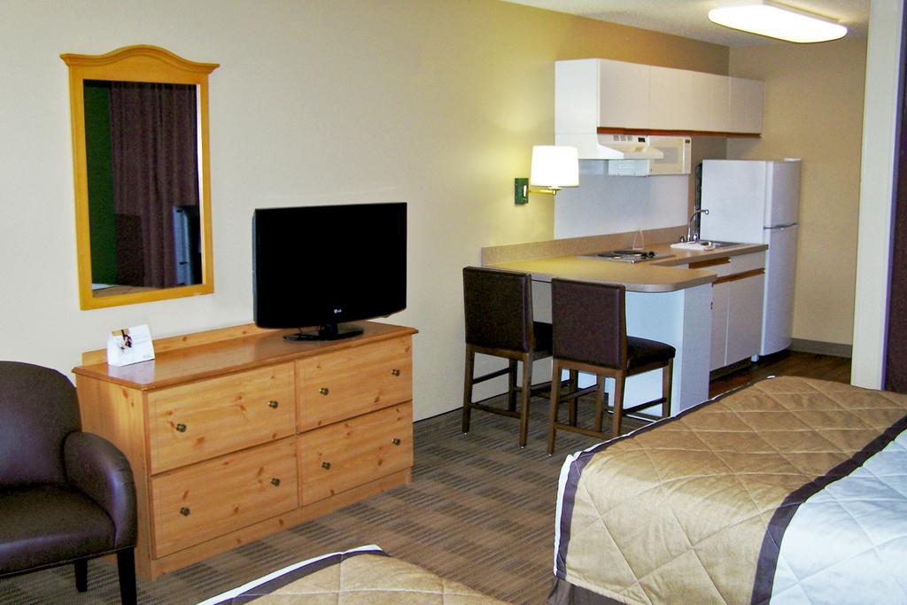 Extended Stay America Suites - Philadelphia - Horsham - Dresher Rd Bagian luar foto